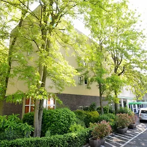 Greenhotels Roissy Parc Des Expositions 3*, Tremblay-en-France Frankrijk
